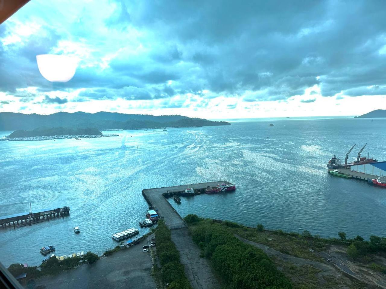L Homestay Jesseltonquay Jq Kk City亚庇市区中心民宿2房1厕 コタキナバル エクステリア 写真
